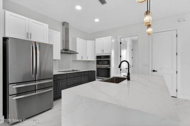 1486 Hayworth Circle NW, Palm Bay, FL 32907