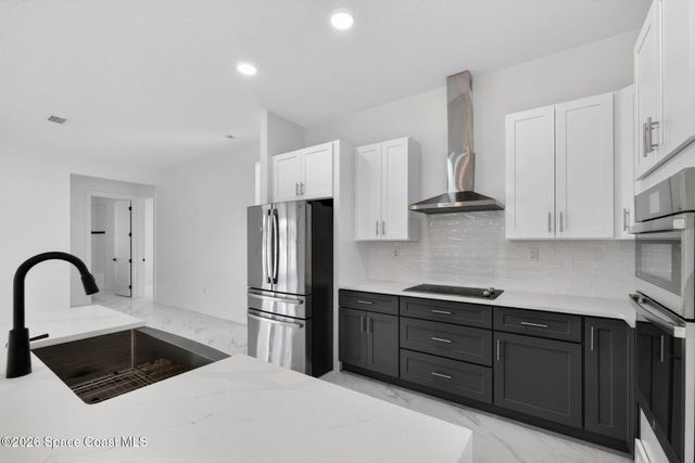 1486 Hayworth Circle NW, Palm Bay, FL 32907