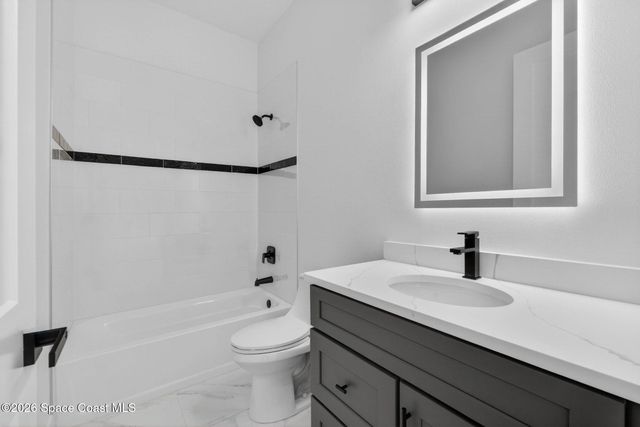 1486 Hayworth Circle NW, Palm Bay, FL 32907