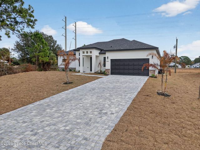 1486 Hayworth Circle NW, Palm Bay, FL 32907