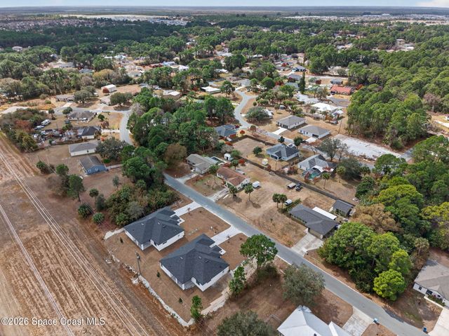 1486 Hayworth Circle NW, Palm Bay, FL 32907