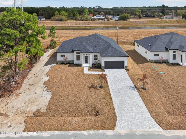1486 Hayworth Circle NW, Palm Bay, FL 32907
