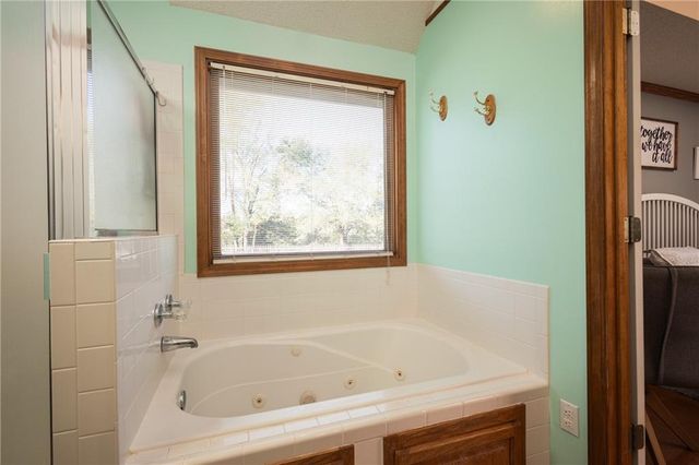 1303 Kimberly Drive, Warrensburg, MO 64093