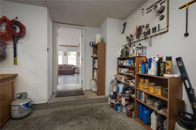 1303 Kimberly Drive, Warrensburg, MO 64093