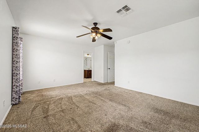 8261 N Stonehill Drive, Tucson, AZ 85743