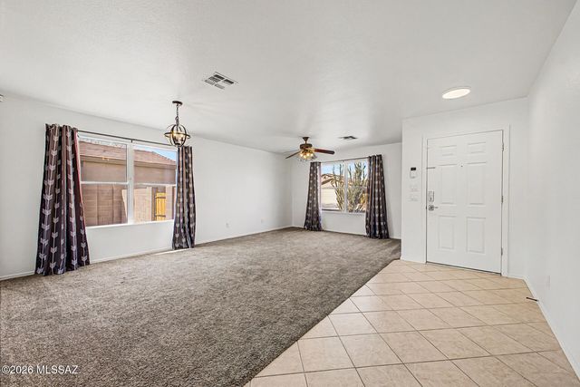 8261 N Stonehill Drive, Tucson, AZ 85743