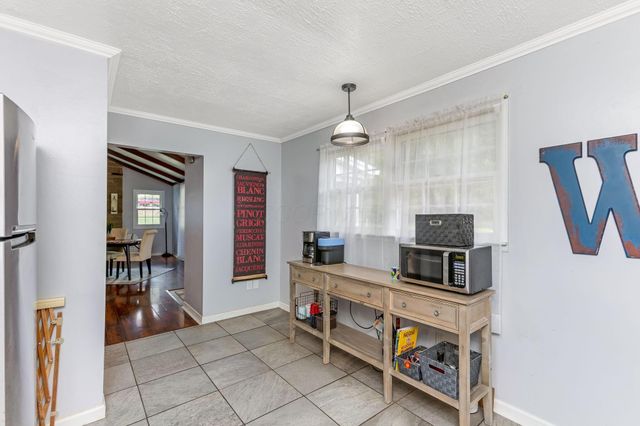 733 Walnut Drive, Logan, OH 43138