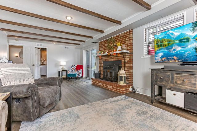 733 Walnut Drive, Logan, OH 43138