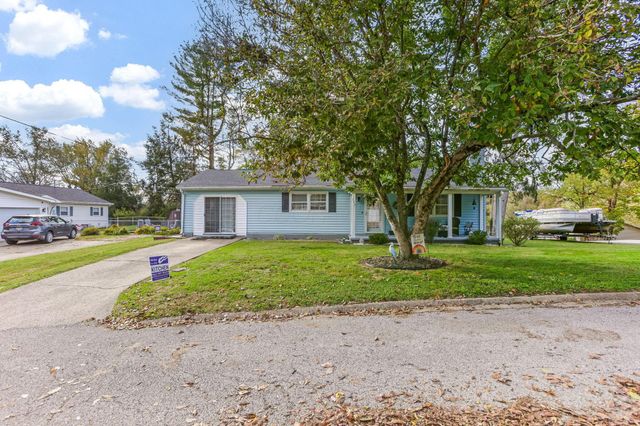 733 Walnut Drive, Logan, OH 43138