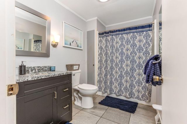 733 Walnut Drive, Logan, OH 43138