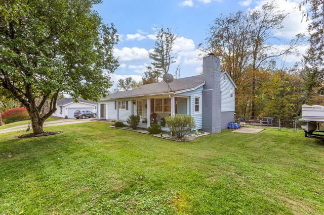 733 Walnut Drive, Logan, OH 43138