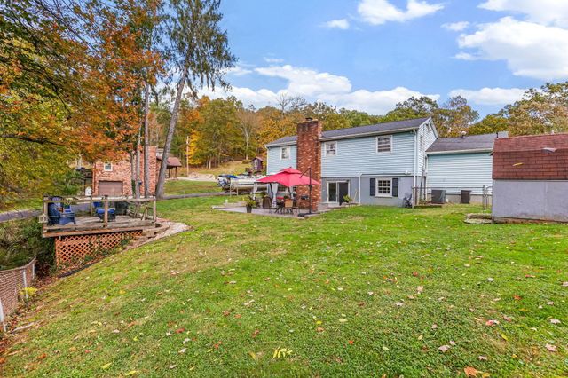 733 Walnut Drive, Logan, OH 43138