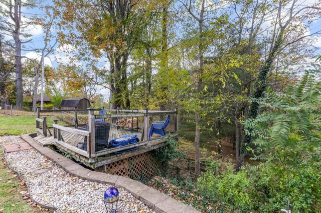 733 Walnut Drive, Logan, OH 43138