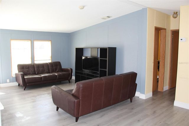 13201 CROWELL ROAD, Brooksville, FL 34613