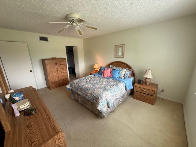 8405 NW 61st St D315, Tamarac, FL 33321
