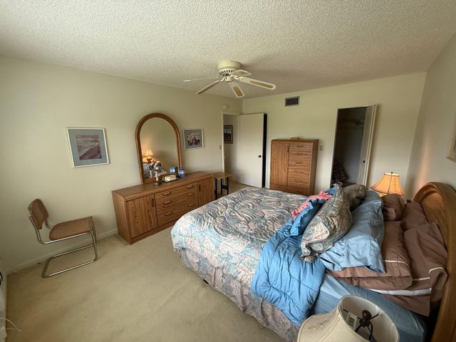 8405 NW 61st St D315, Tamarac, FL 33321