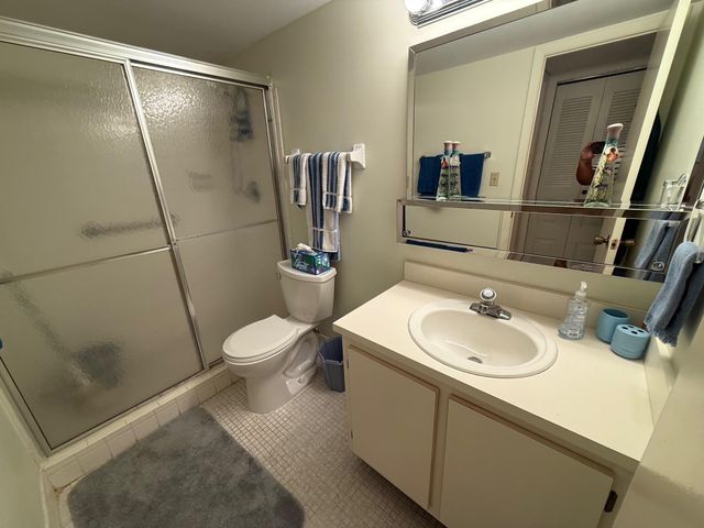 8405 NW 61st St D315, Tamarac, FL 33321