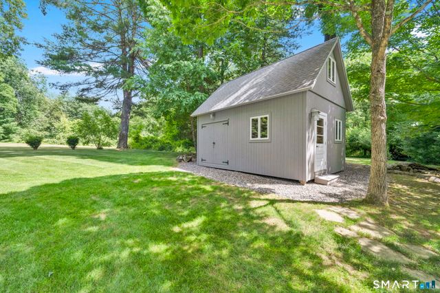 2 Merrywood, Simsbury, CT 06070