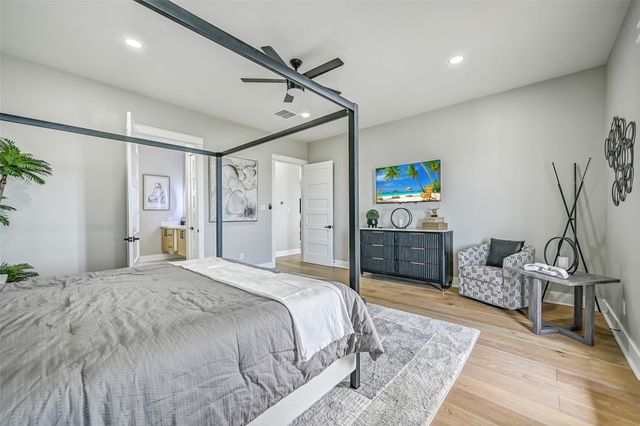 25943 Bay Breeze Drive, Galveston, TX 77554