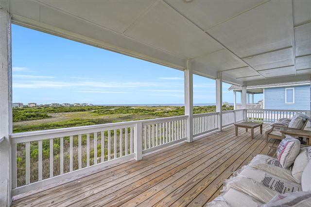 25943 Bay Breeze Drive, Galveston, TX 77554