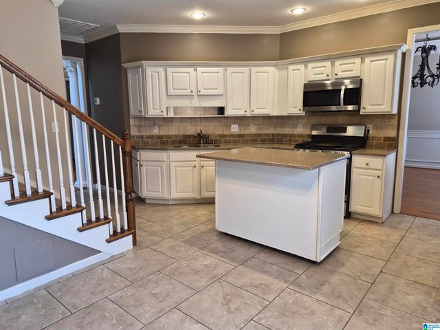 6304 WATERSIDE COVE, Hoover, AL 35244