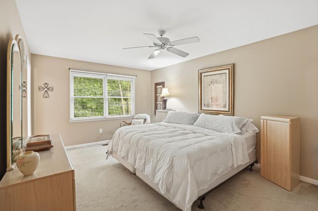 7621 Hamlin Street, Crown Point, IN 46307