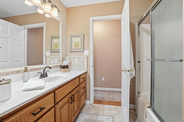 7621 Hamlin Street, Crown Point, IN 46307