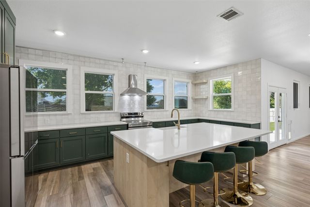 5404 Harrys Place, Fort Worth, TX 76126