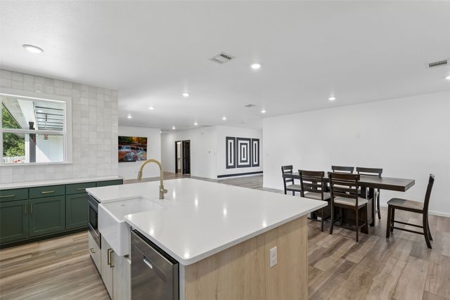 5404 Harrys Place, Fort Worth, TX 76126