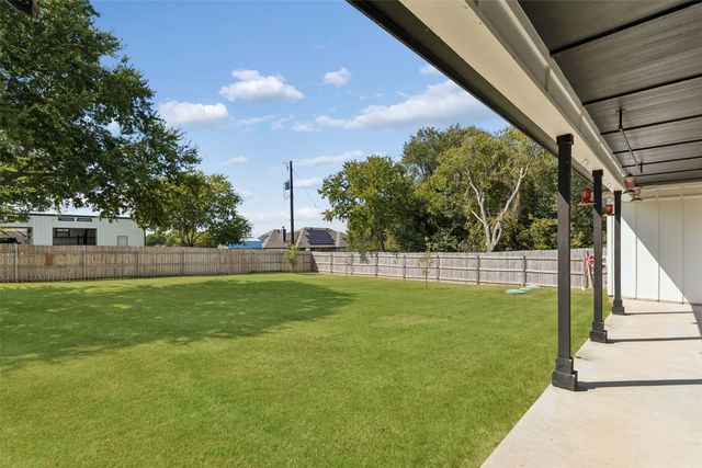 5404 Harrys Place, Fort Worth, TX 76126
