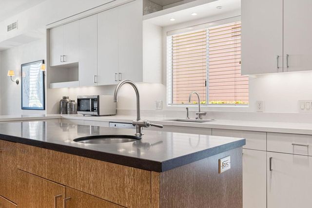 73576 Malabata Drive, Palm Desert, CA 92260
