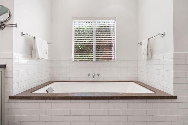 73576 Malabata Drive, Palm Desert, CA 92260