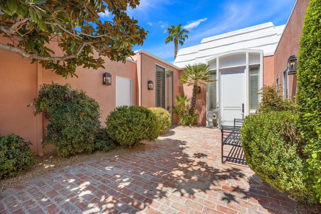 73576 Malabata Drive, Palm Desert, CA 92260