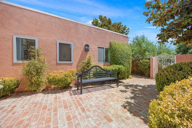 73576 Malabata Drive, Palm Desert, CA 92260