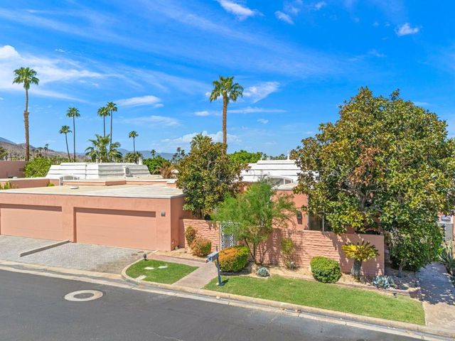 73576 Malabata Drive, Palm Desert, CA 92260