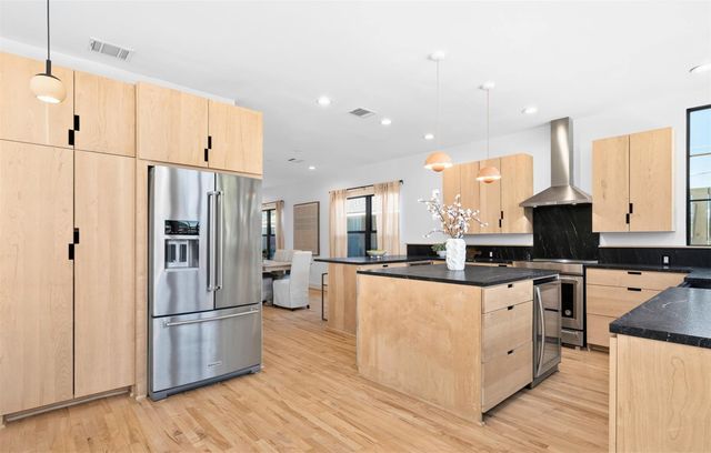 107 Munford Street, Houston, TX 77008
