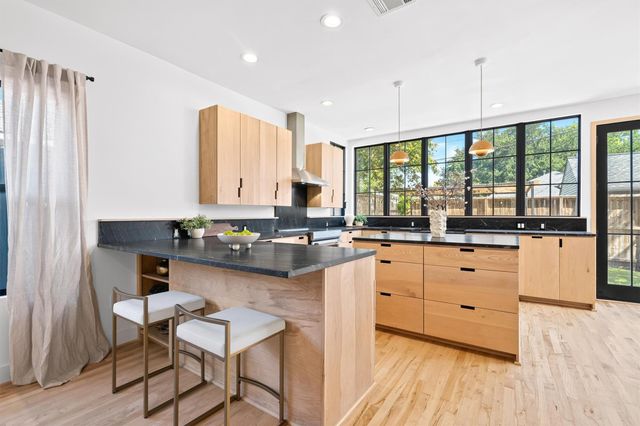 107 Munford Street, Houston, TX 77008