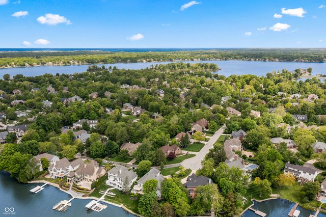 8646 Sturgeon Bay Lane, Indianapolis, IN 46236