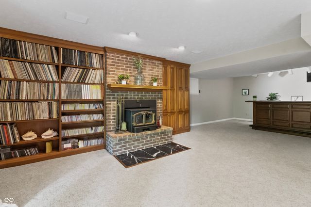 8646 Sturgeon Bay Lane, Indianapolis, IN 46236