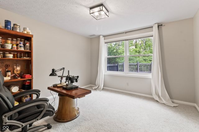 8646 Sturgeon Bay Lane, Indianapolis, IN 46236