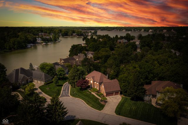8646 Sturgeon Bay Lane, Indianapolis, IN 46236