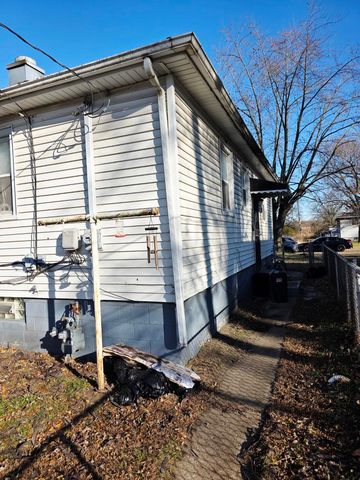 794 Porter Street, Gary, IN 46406