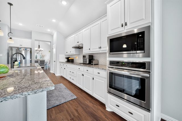1528 Sidewinder Trail, Weatherford, TX 76087
