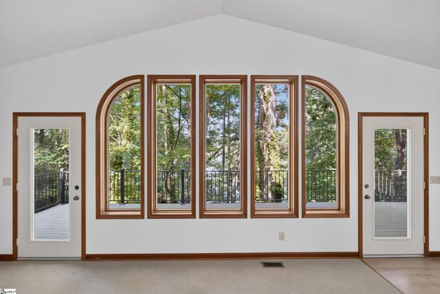 12 Lookout Lane, Salem, SC 29676