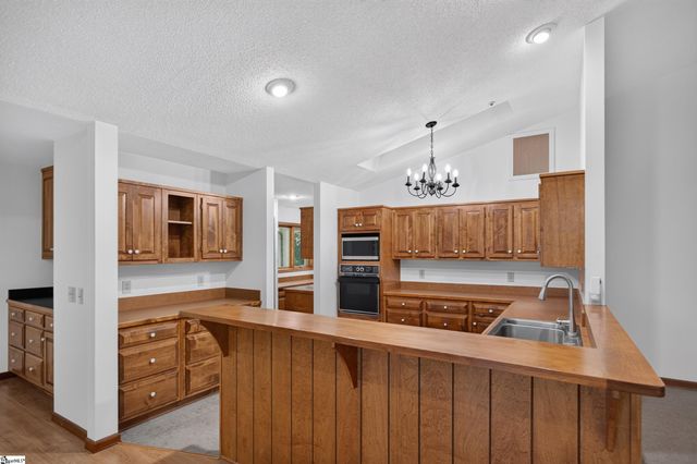 12 Lookout Lane, Salem, SC 29676