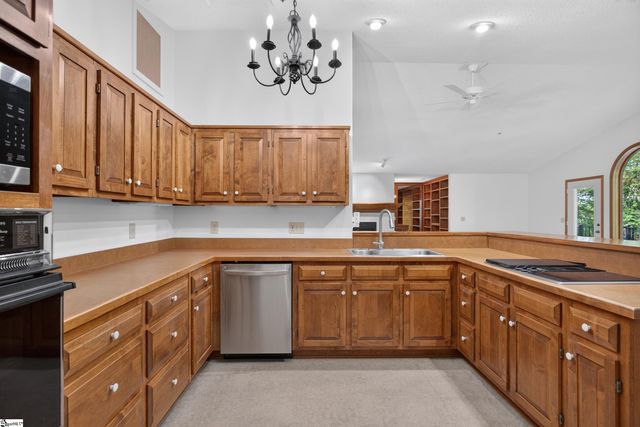 12 Lookout Lane, Salem, SC 29676