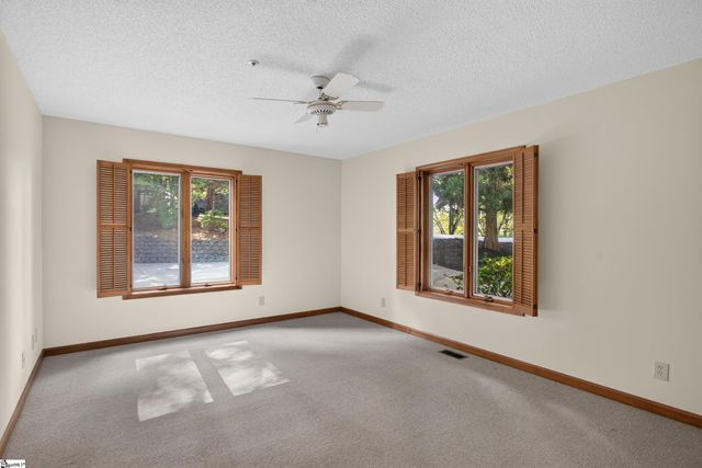 12 Lookout Lane, Salem, SC 29676