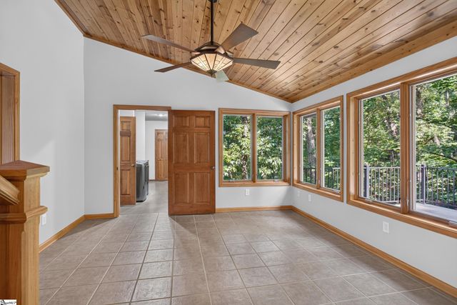 12 Lookout Lane, Salem, SC 29676