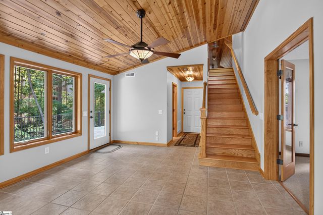 12 Lookout Lane, Salem, SC 29676