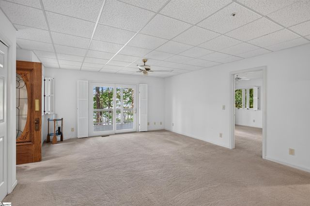 12 Lookout Lane, Salem, SC 29676